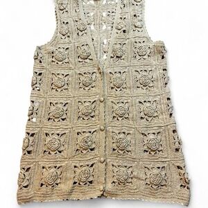 Vintage grandma core cottage granny square floral crochet beige vest size large